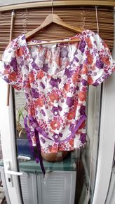 Retro Pattern Blouse