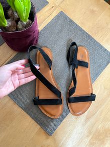 Genuine suede flat sandals