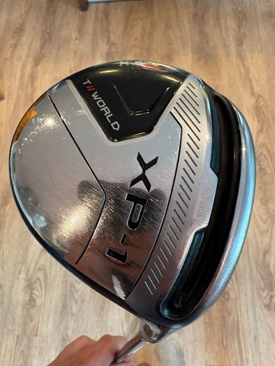 Honma XP1 5 Wood with Vizard 43 Regular and Headcover