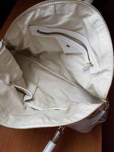 Tommy Hilfiger handbag