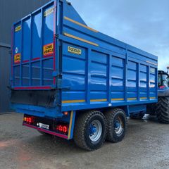 Dooley silage trailer