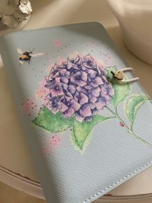 ShabbyChic Beautiful Details and Design notebook with Storage