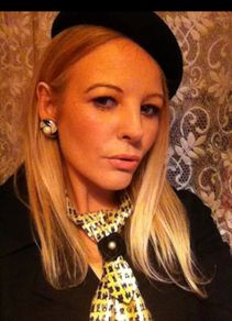 Womens ties & accessories
