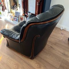 leather suite sofa armchairs Italian