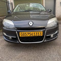 2012 Renault Laguna for breaking