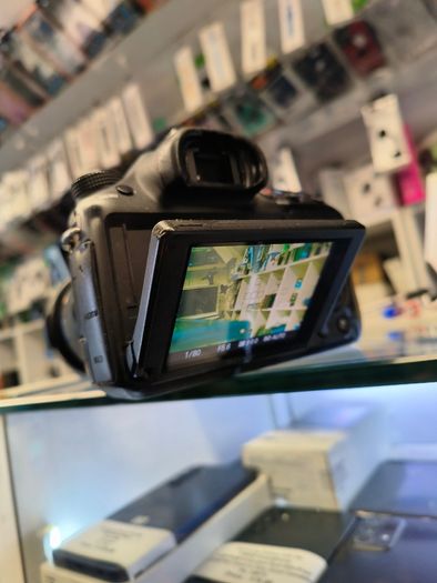 Sony Alpha SLT-A58 20.4MP Digital SLR Camera, Comes with the Battery and its Charger