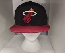 New Era Miami Heat Cap (Size 7 5/8)