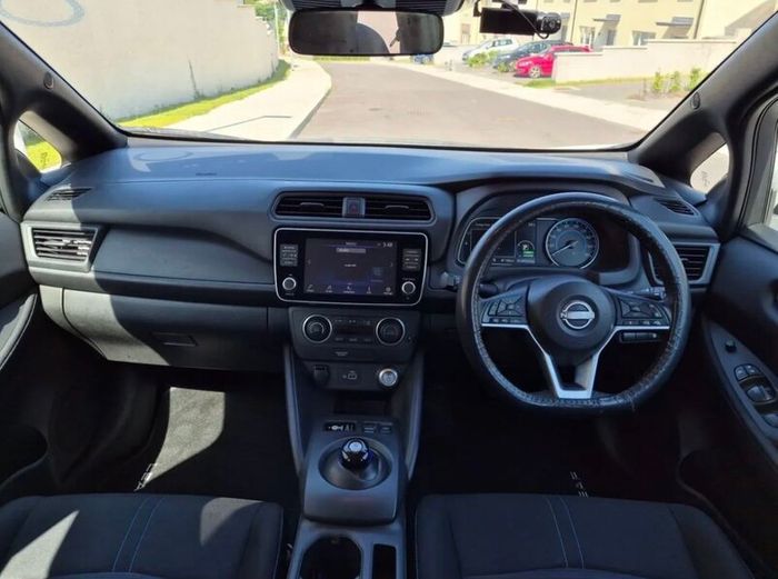 Nissan leaf 62KW