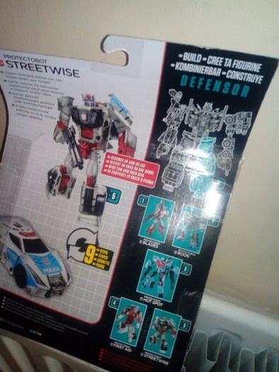 Transformers Combiner Wars Streetwise..