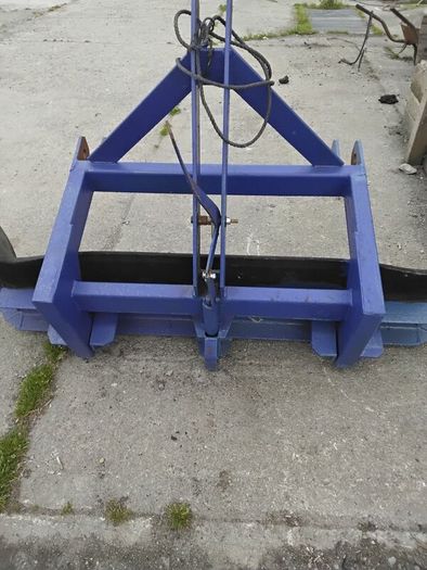 Yard scraper