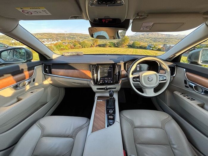 2018 Volvo S90 D4 Inscription Automatic