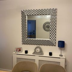 wall mirror