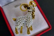 White Faux Pearl and Crystals Goat Brooch, Ram Lamb Ewe Sheep Shawl Pin Farm Animals Jewellery and Accessories