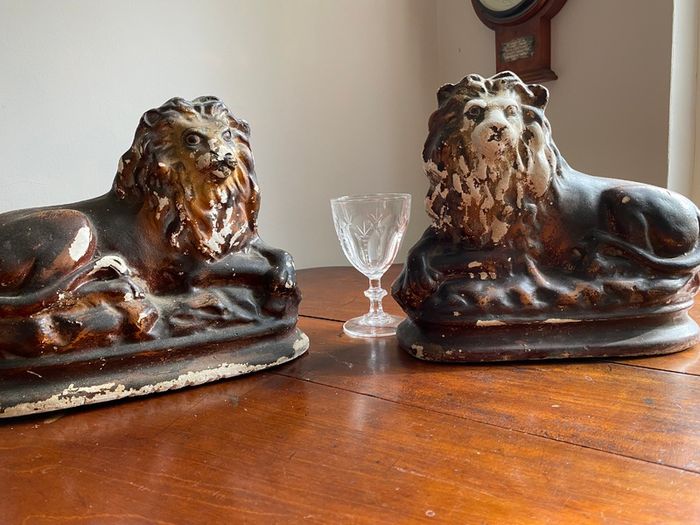 2 antique mantel piece lions