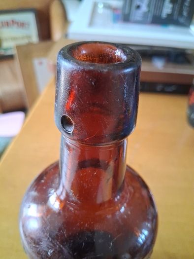 T.r.caffrey Belfast Swingtop Bottle