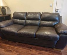 3 & 2 Leather Suite
