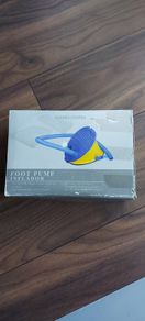 Foot pump inflator