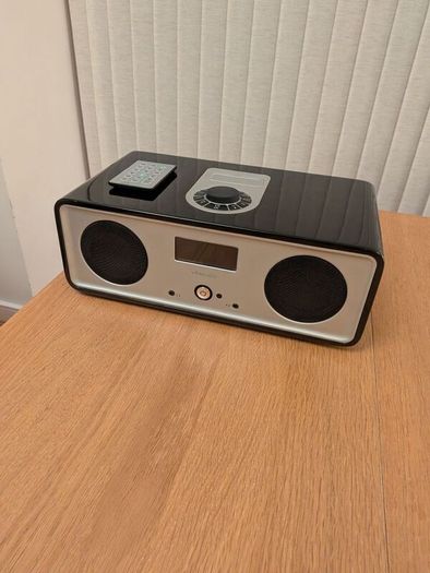Vita Audio R2i Stereo DAB/FM Radio Speaker System (Like New)