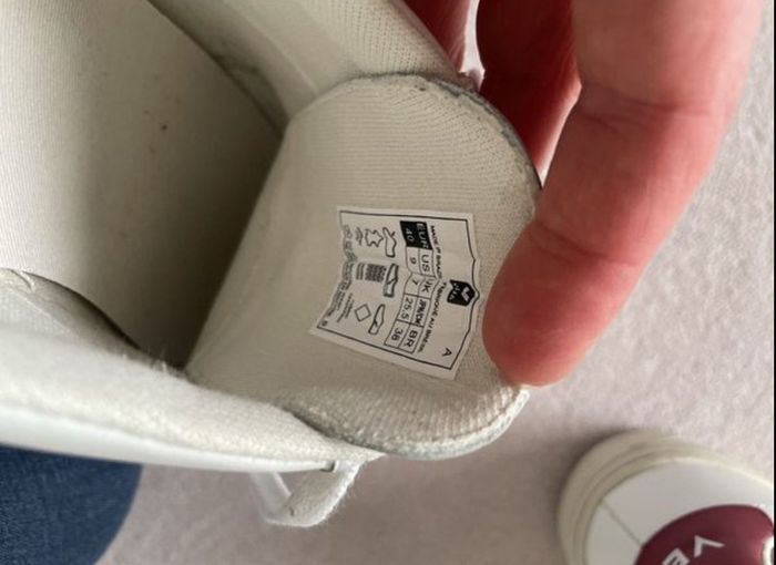 Veja runners Size 40 UK7
