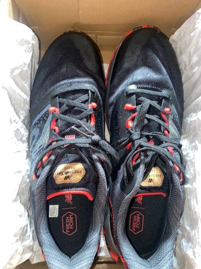 New balance training running shoes size 45