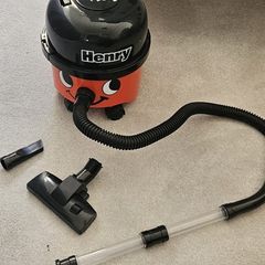 kids Henry hoover