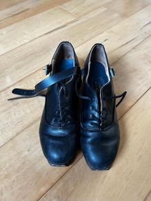 Fays hard shoes size 5 1/2