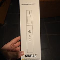 Dog teeth cleaning device