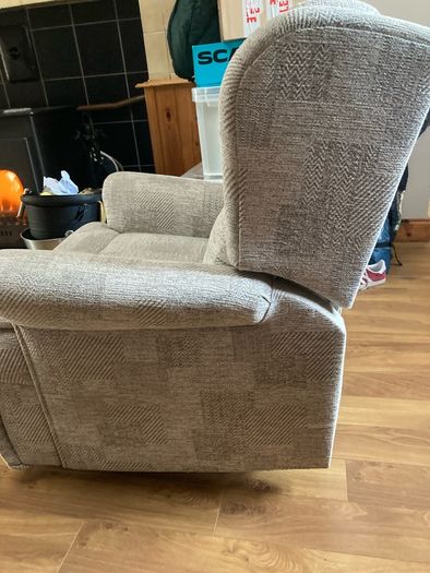 lazy boy recliner