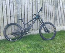 2023 Yt Tues Al 27.5 Xl Dh Bike