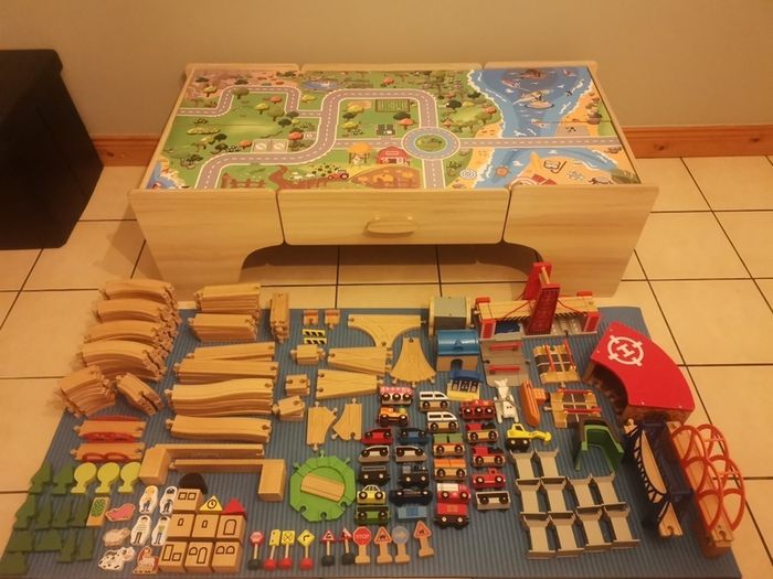 Large Wooden Track Set