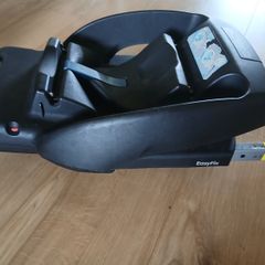 Easy fix base & maxi cosi newborn car seat
