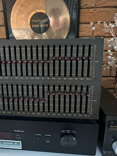 Technics SH 8075 Graphic Equalizer Flagship Model