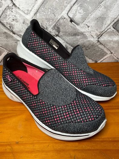 Skechers Go Walk 4 Ladies Slip On Trainers UK6 EU39