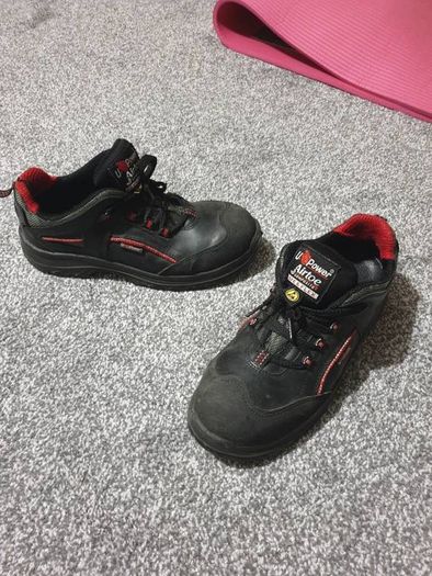 black red safety construction shoes boots