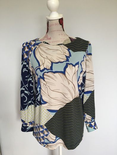 Next Blouse