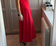 Red party dress