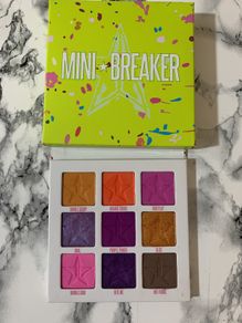 Jeffree Star mini jaw breaker palette