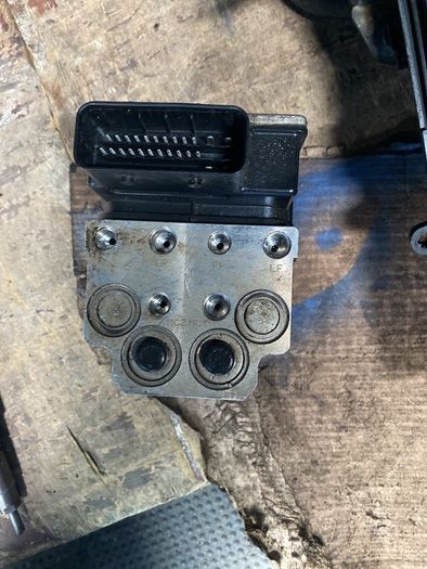 Trafic Vivaro Primastar Abs Pump
