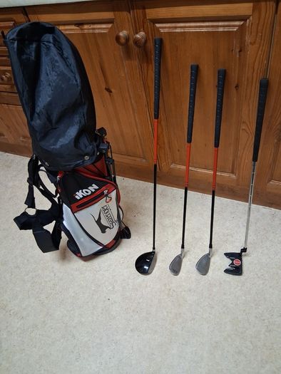 Golf Clubs Golf Set For 6 To 8 Year Old Kids.