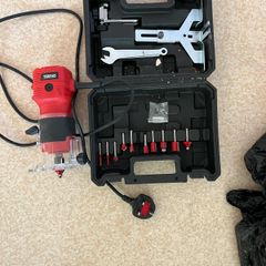 Wood edge trimmer plus bits