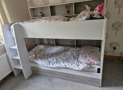 Bunk bed