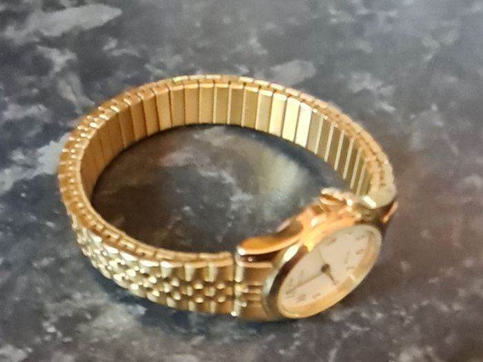 Ladies, gold citizens watch like new