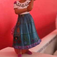 Pink Toniebox with 6 story figures