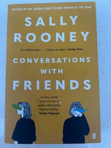 Conversations With Friends - Sally Rooney - Paperback