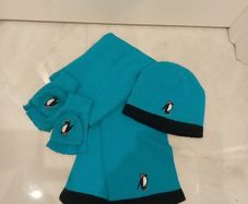 Penguin hat, scark and glove set