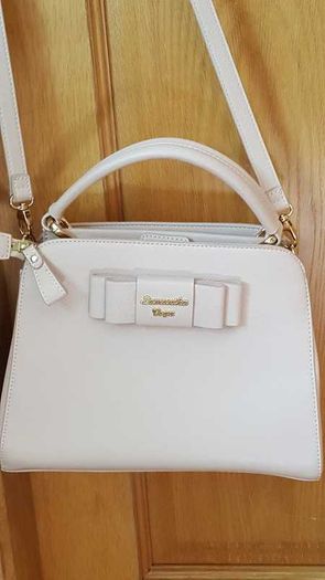 Samantha Vega cross body