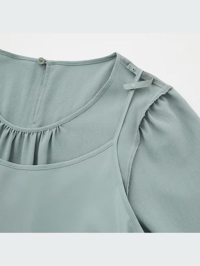 Uniqlo Rayon Georgette Volume 3/4 Sleeved Flared Dress