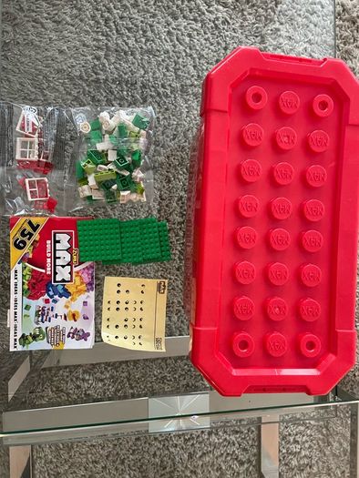 MAX Zuru Construction Bricks