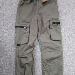 NEW.boys light trousers.age 6/7