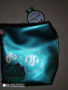 Makeup bag